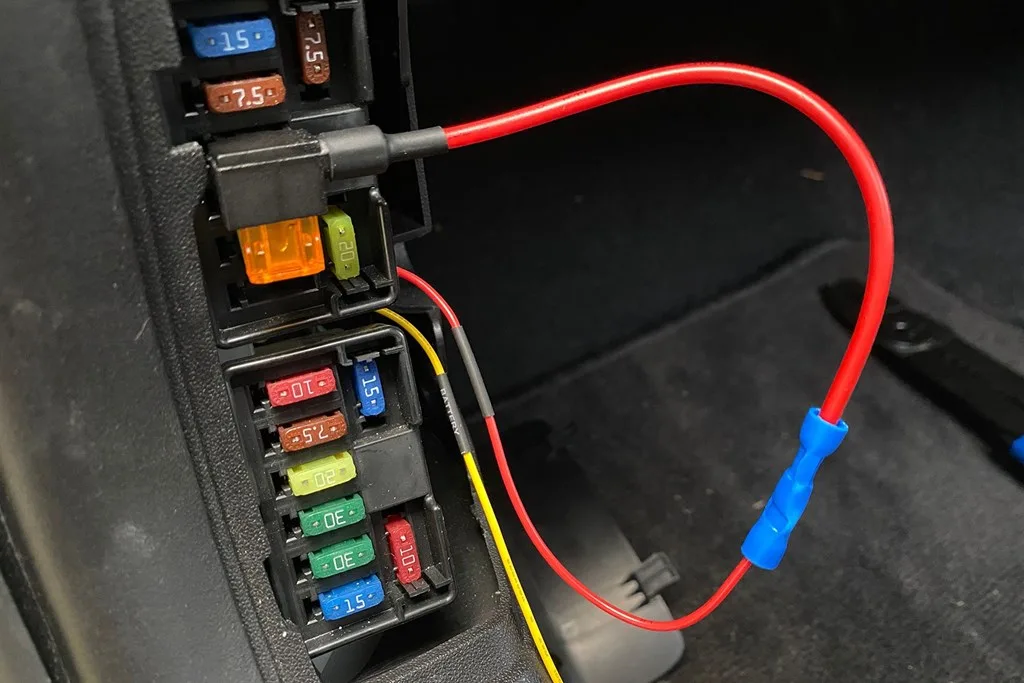 hardwire dash cam to fuse box