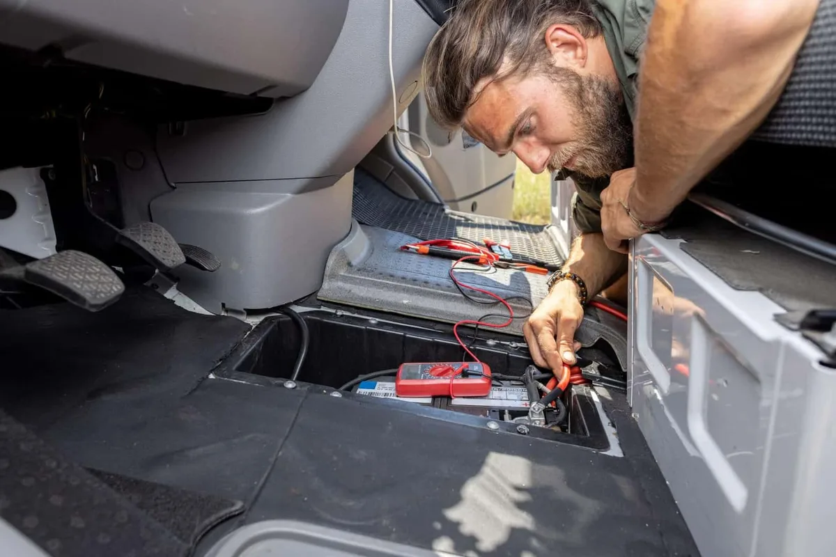 how to jump start mercedes sprinter van