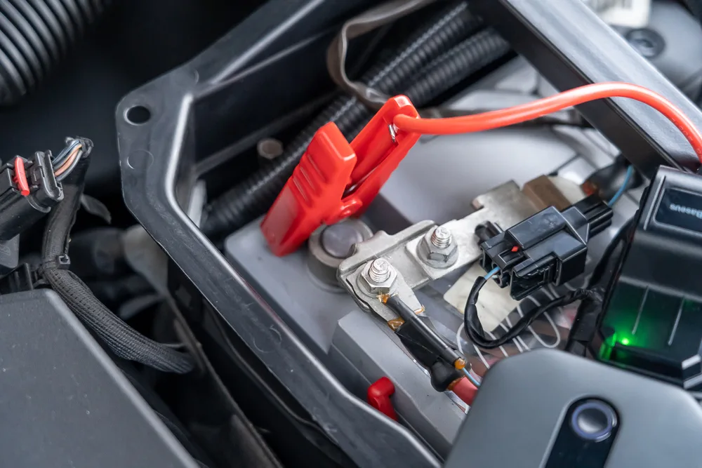 jumper cable connection to camry hybrid